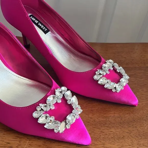 Nine West Avalon Satin Covered Jeweled Heel - Picture 9 of 14